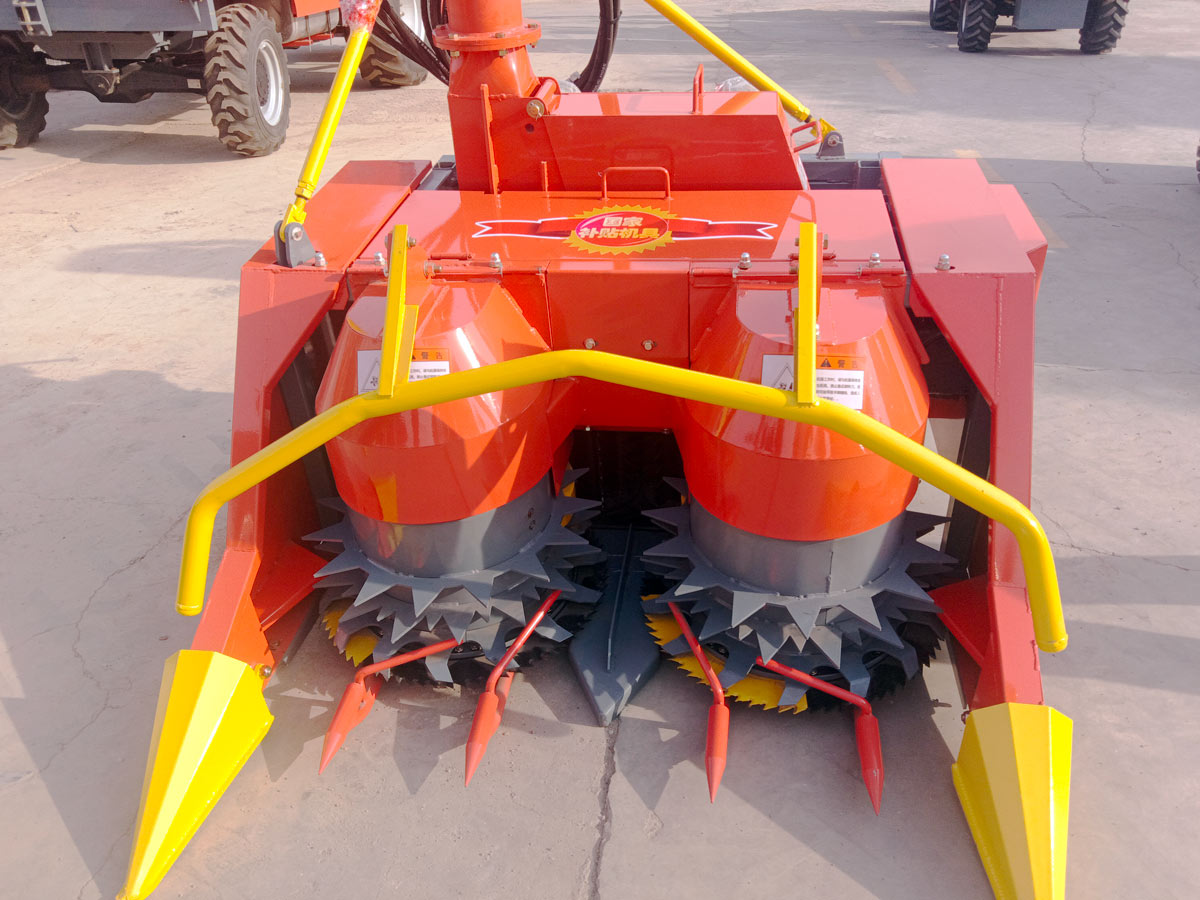 1.270m Tractor Mounted Maize Harvester