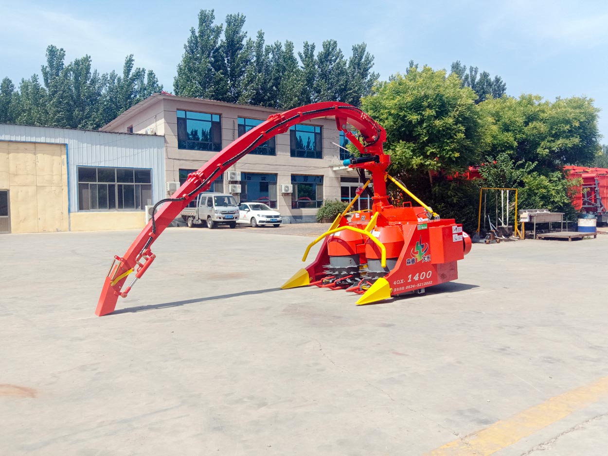 1.270m Tractor Mounted Maize Harvester