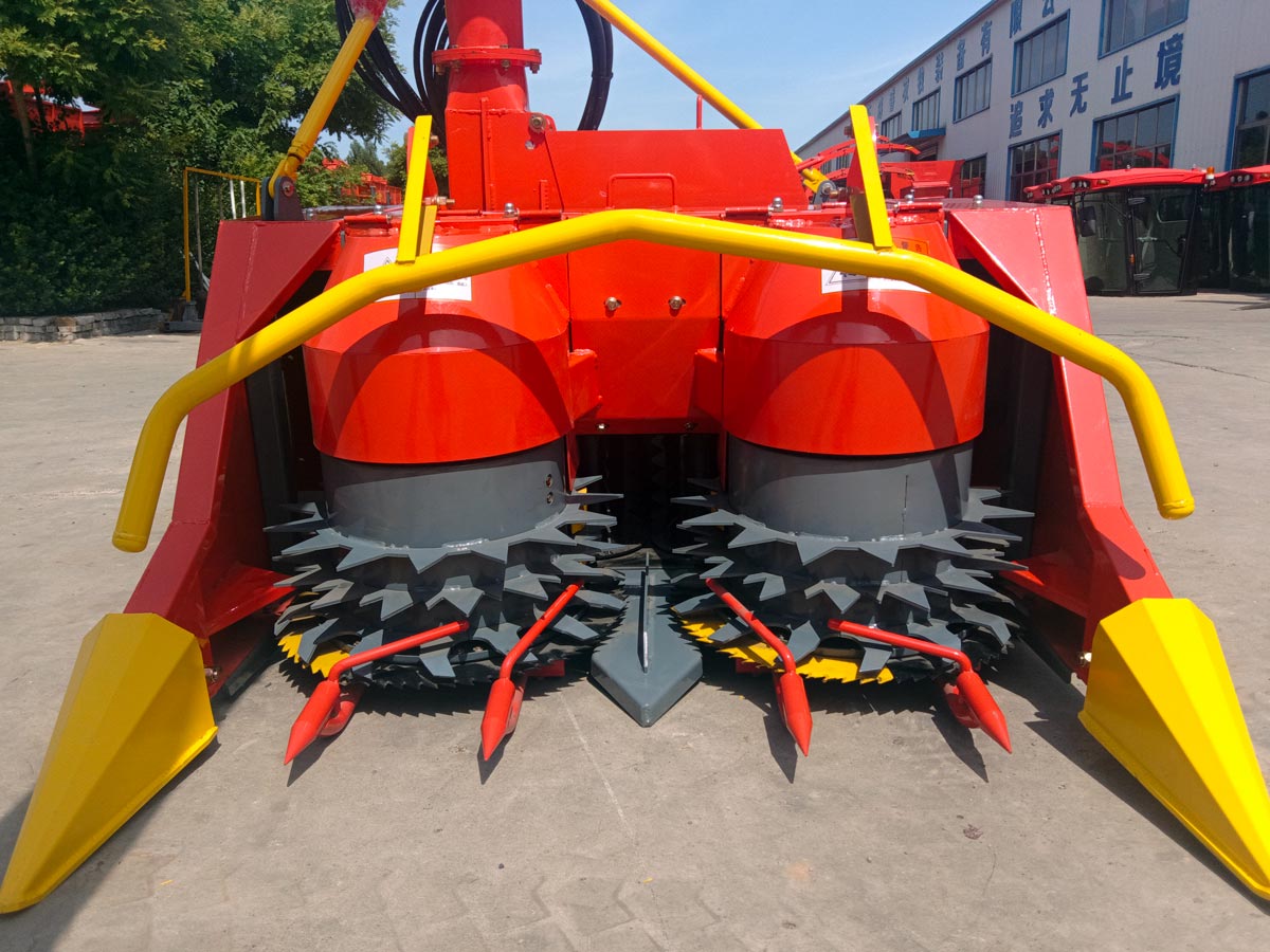 1.270m Forage Harvester Tractor