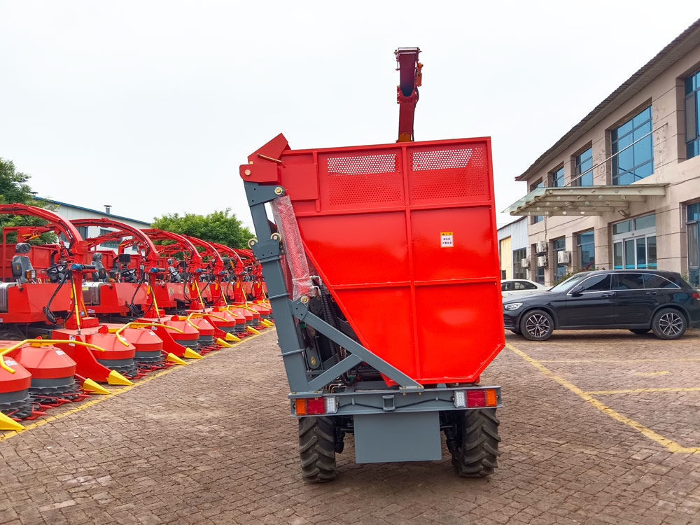 Mini Silage Harvester