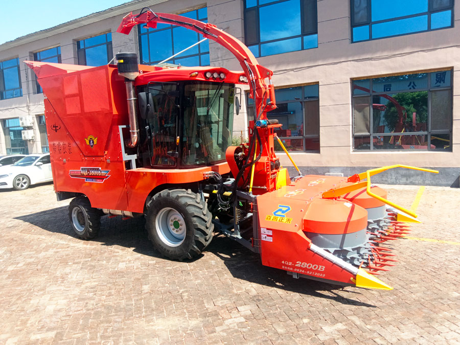 2.620m Self-Propelled Forage Crop Crusher