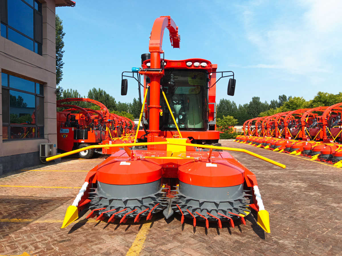 2.620m Self Propelled Silage Harvester