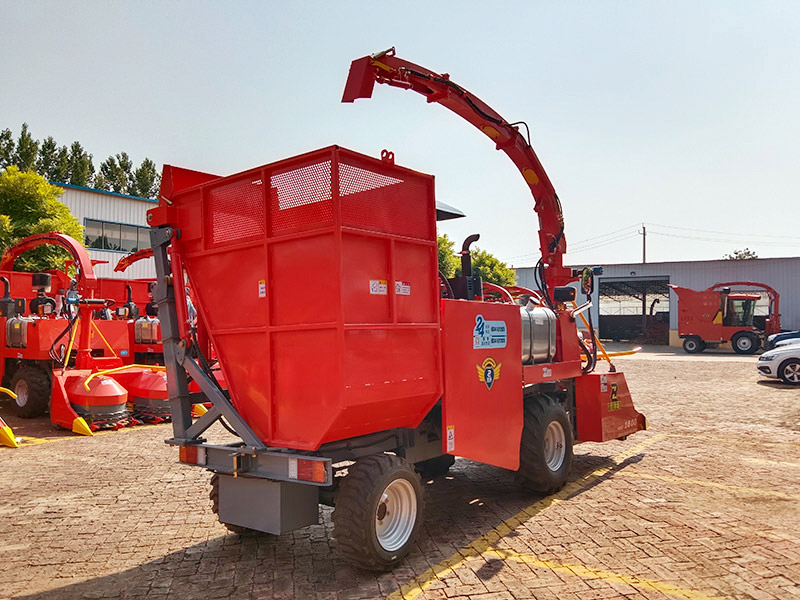 1.480m Self Propelled Harvester For Sale