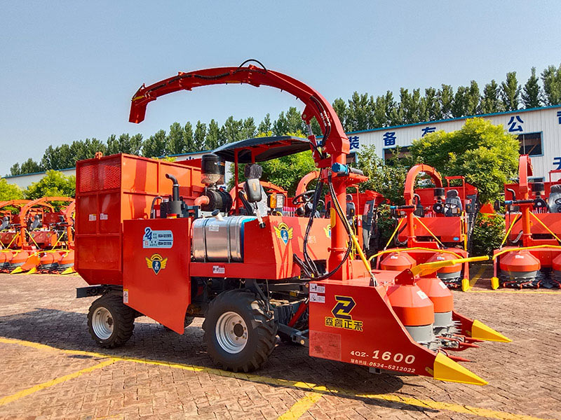 1.480m Self-Propelled Harvester