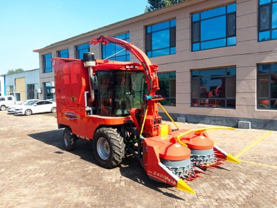 Máquina cosechadora de ensilaje de 2.220m