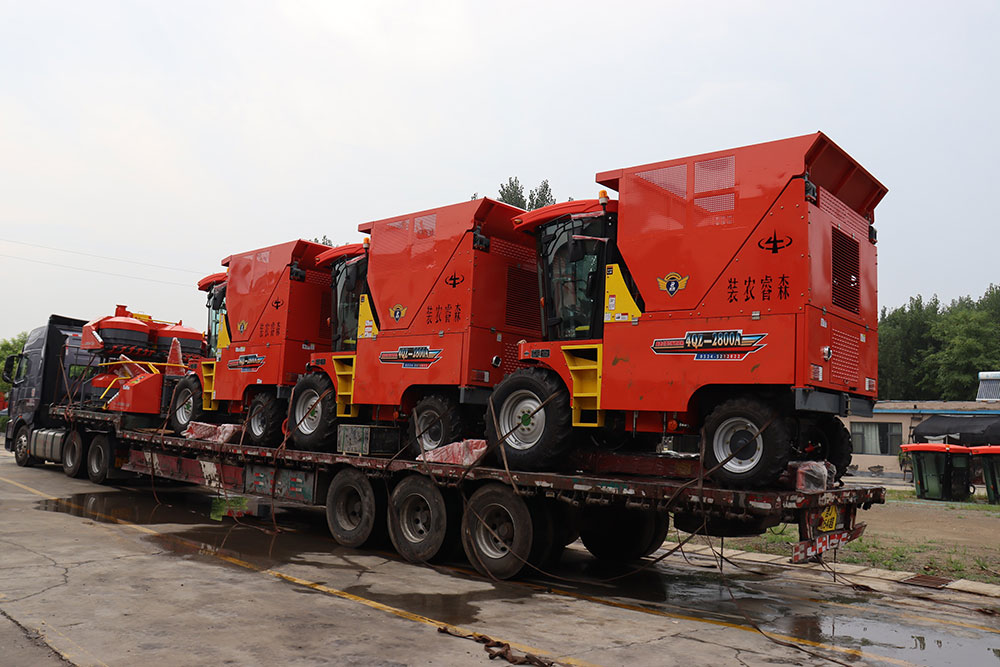 Self Propelled Silage Harvester