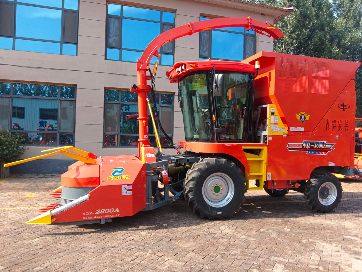 Self Propelled Silage Harvester