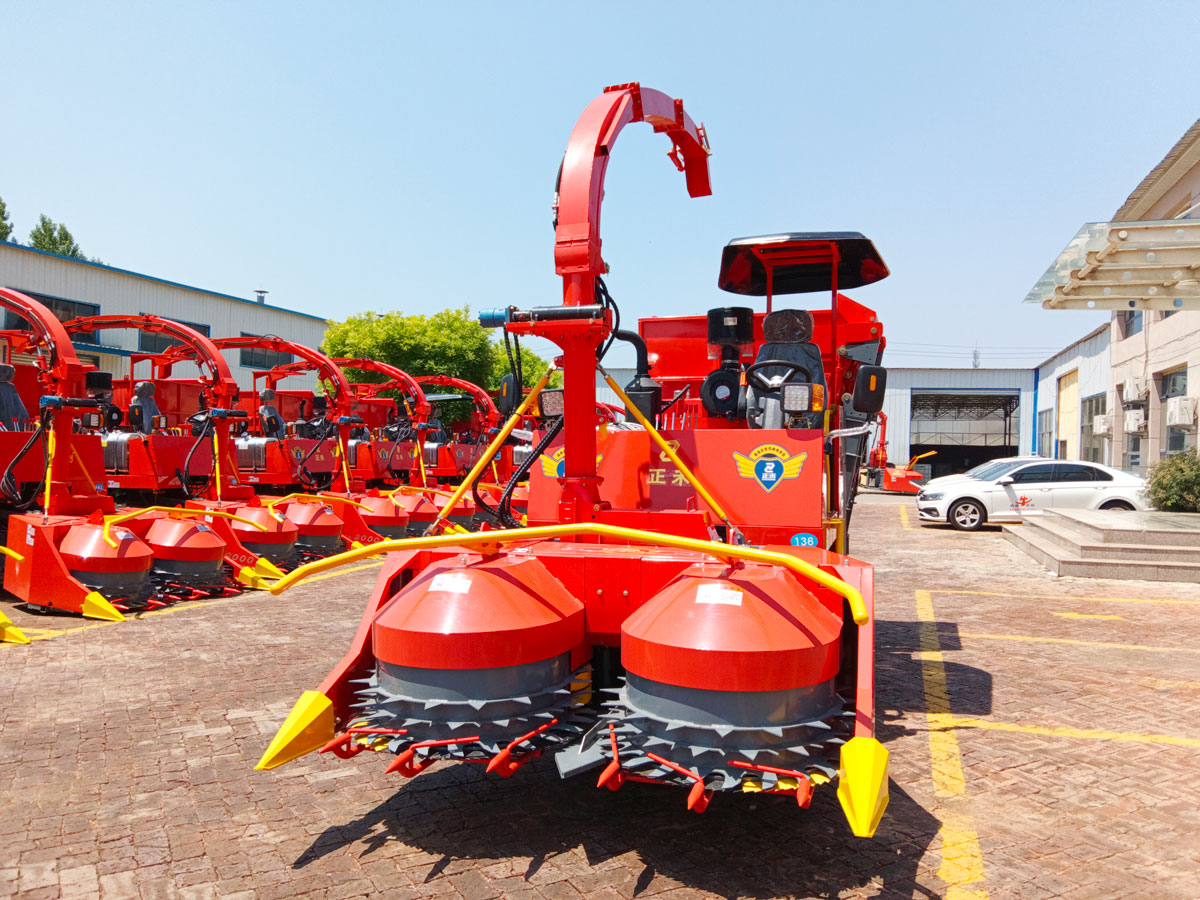 2.020m Maize Self Propelled Forage Harvester